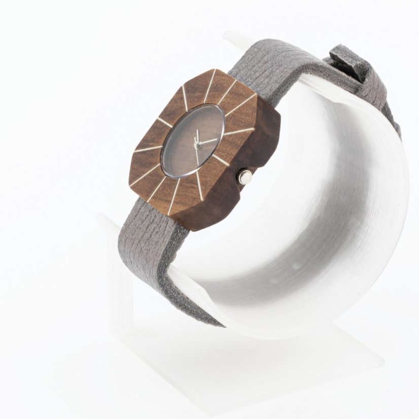 České drevené hodinky Art H00503 Hruška