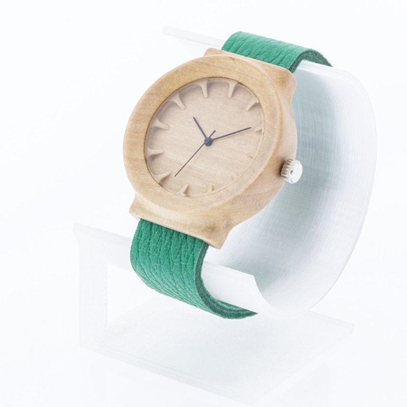 České drevené hodinky Scala H00413 Habr