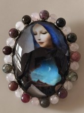 Autorská skleněná brož - Bohyně země S0876