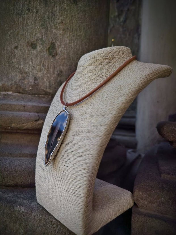 Autorský cínový náhrdelník - Achát v tvare listu S0816